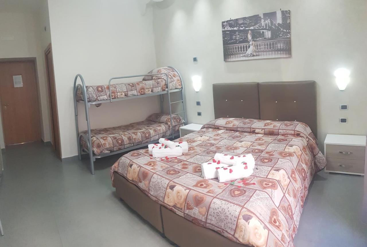 Donn'Anna Suite Naples Luaran gambar