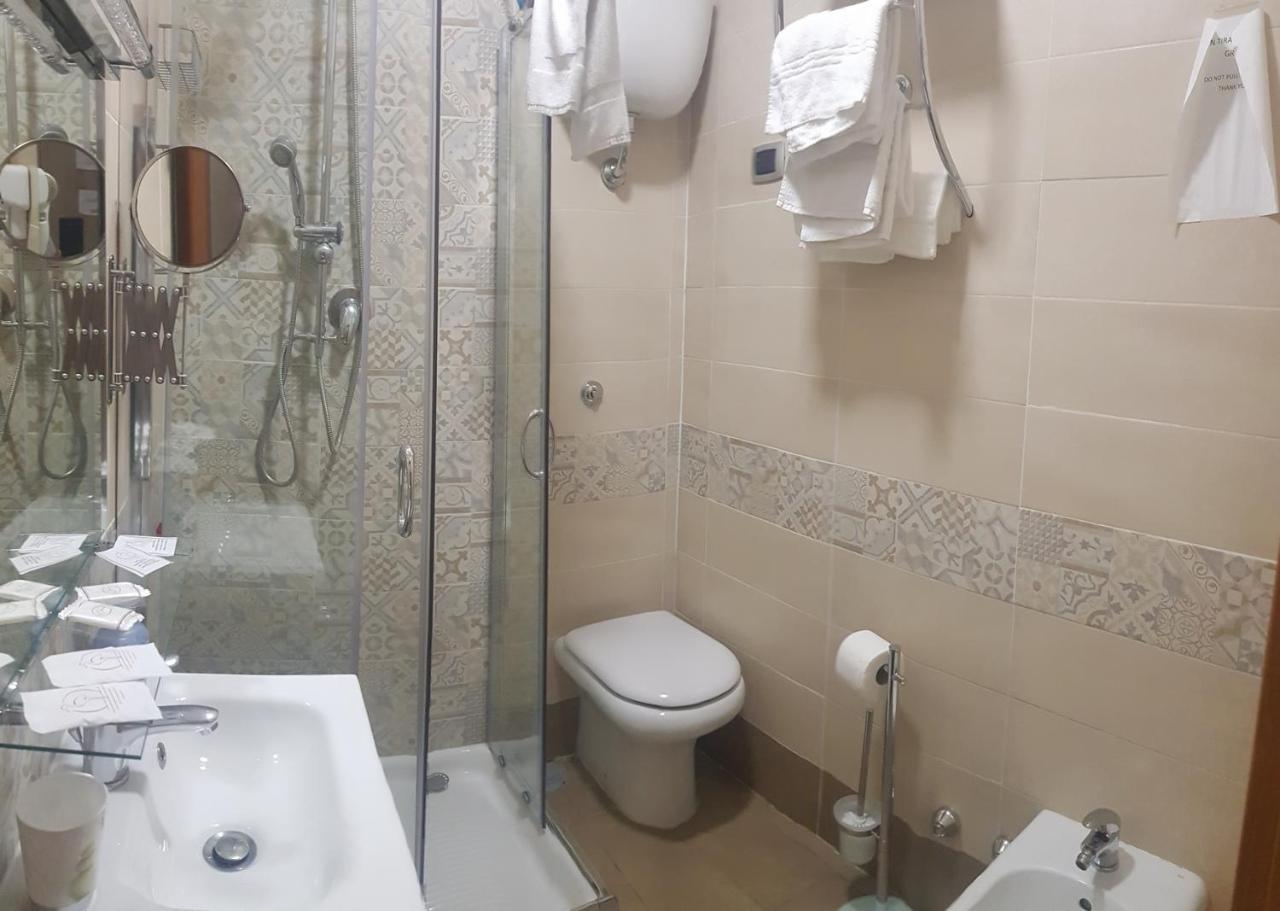Donn'Anna Suite Naples Luaran gambar