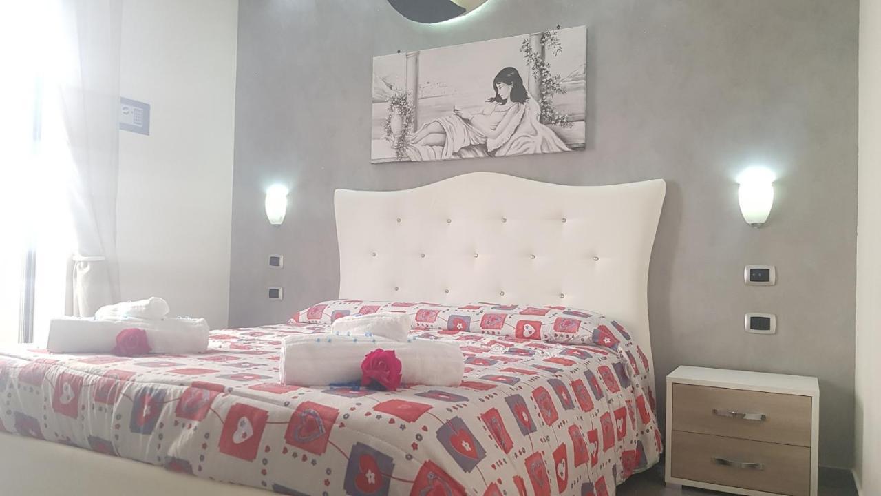 Donn'Anna Suite Naples Luaran gambar